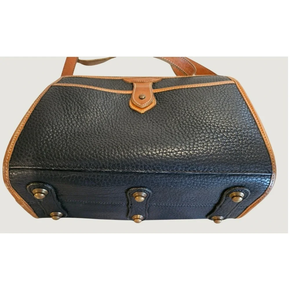 Dooney & Bourke Vintage All Weather Leather Crossbody Bag Black Tan Duck Logo